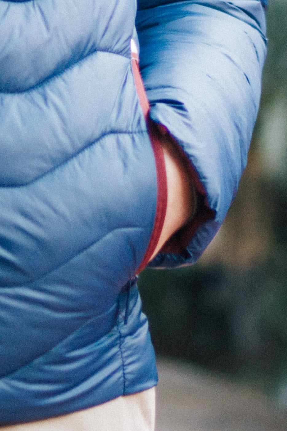 Chaqueta hombre acolchada con capucha azul