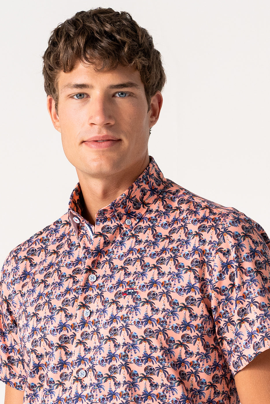 Camisa manga corta hombre estampado calaveras