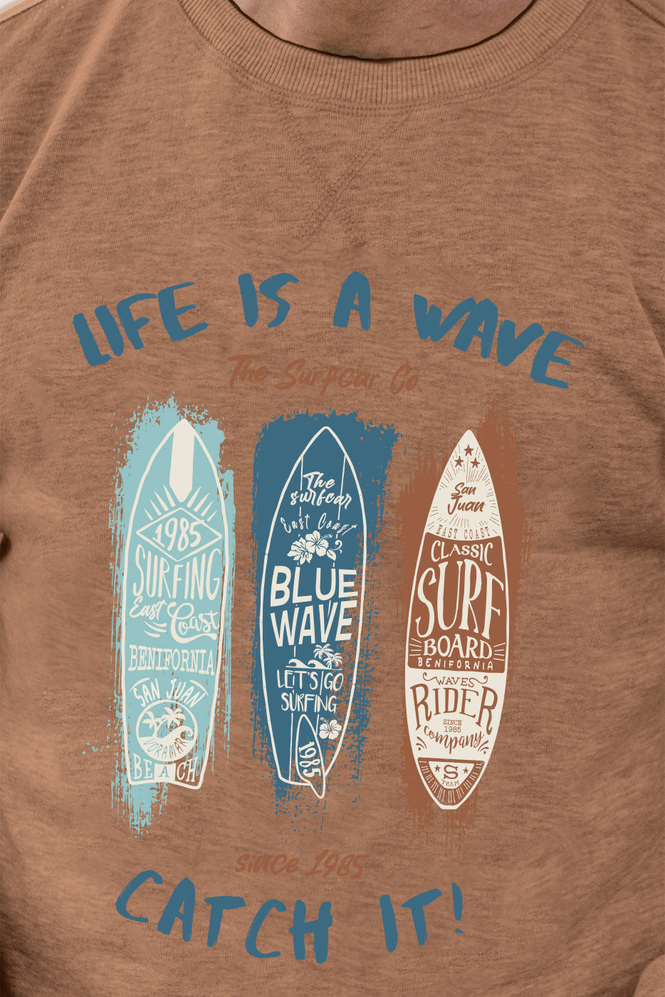 Sudadera estampada tablas surf marron hombre