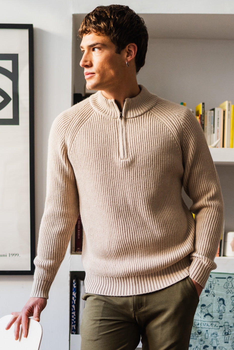 Jersey cuello con cremallera beige