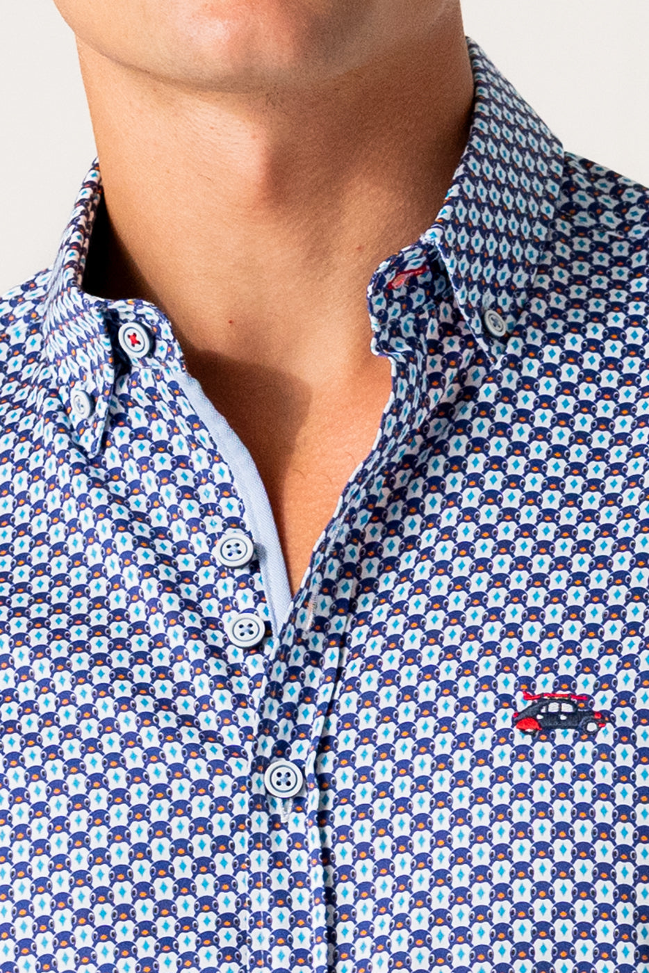 Camisa hombre estampado de pingüinos azules