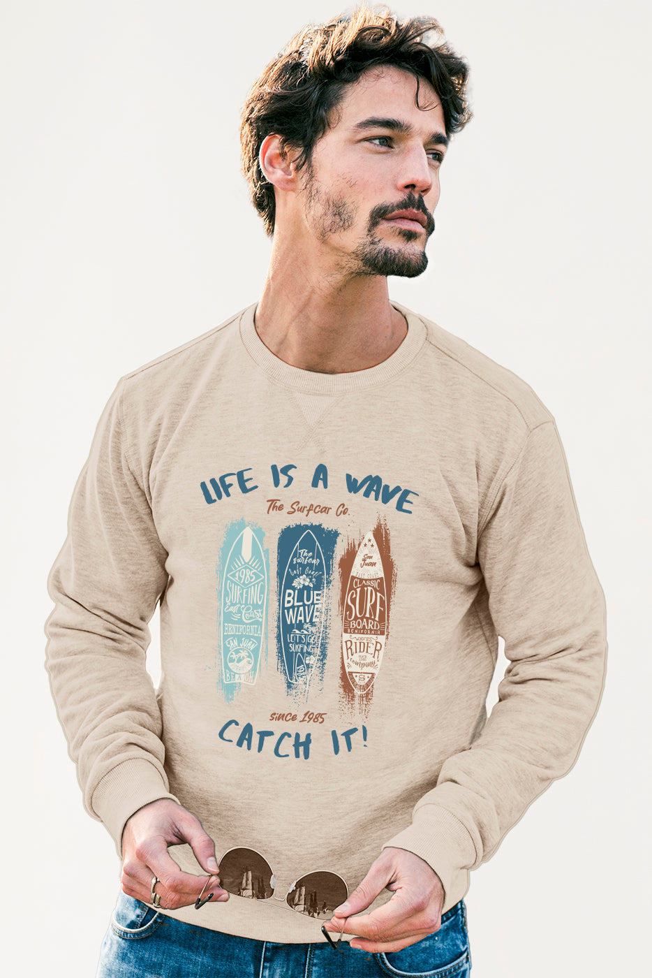 Sudadera beige hombre estampado tablas surf