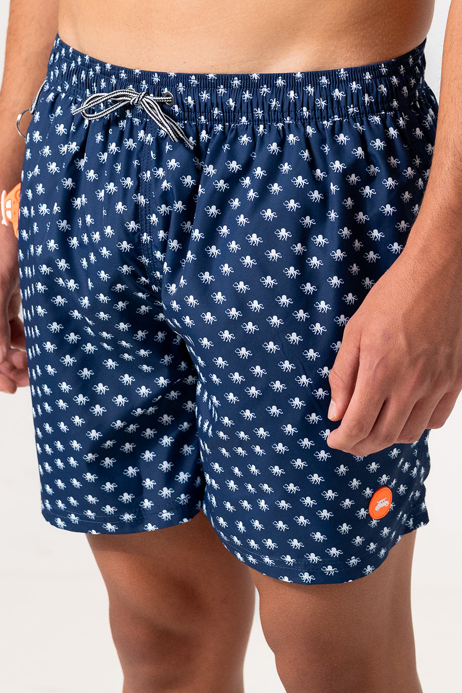 Bañador marino con estampado de pulpos blancos