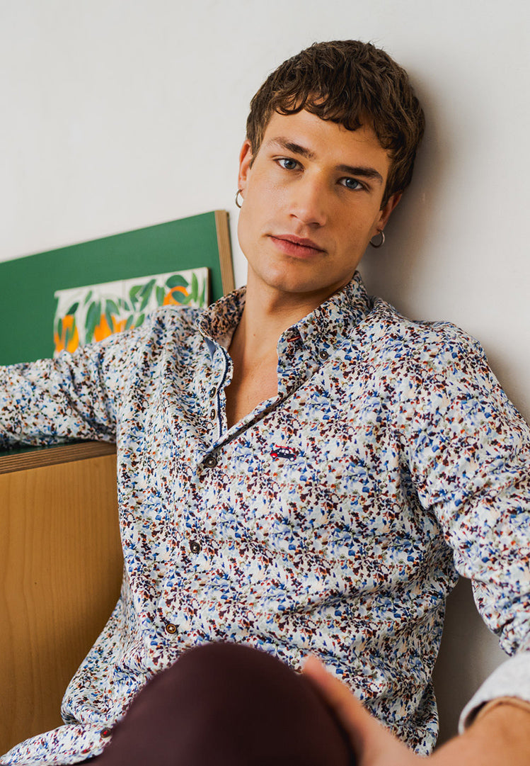 Camisa hombre multicolor motivos florales