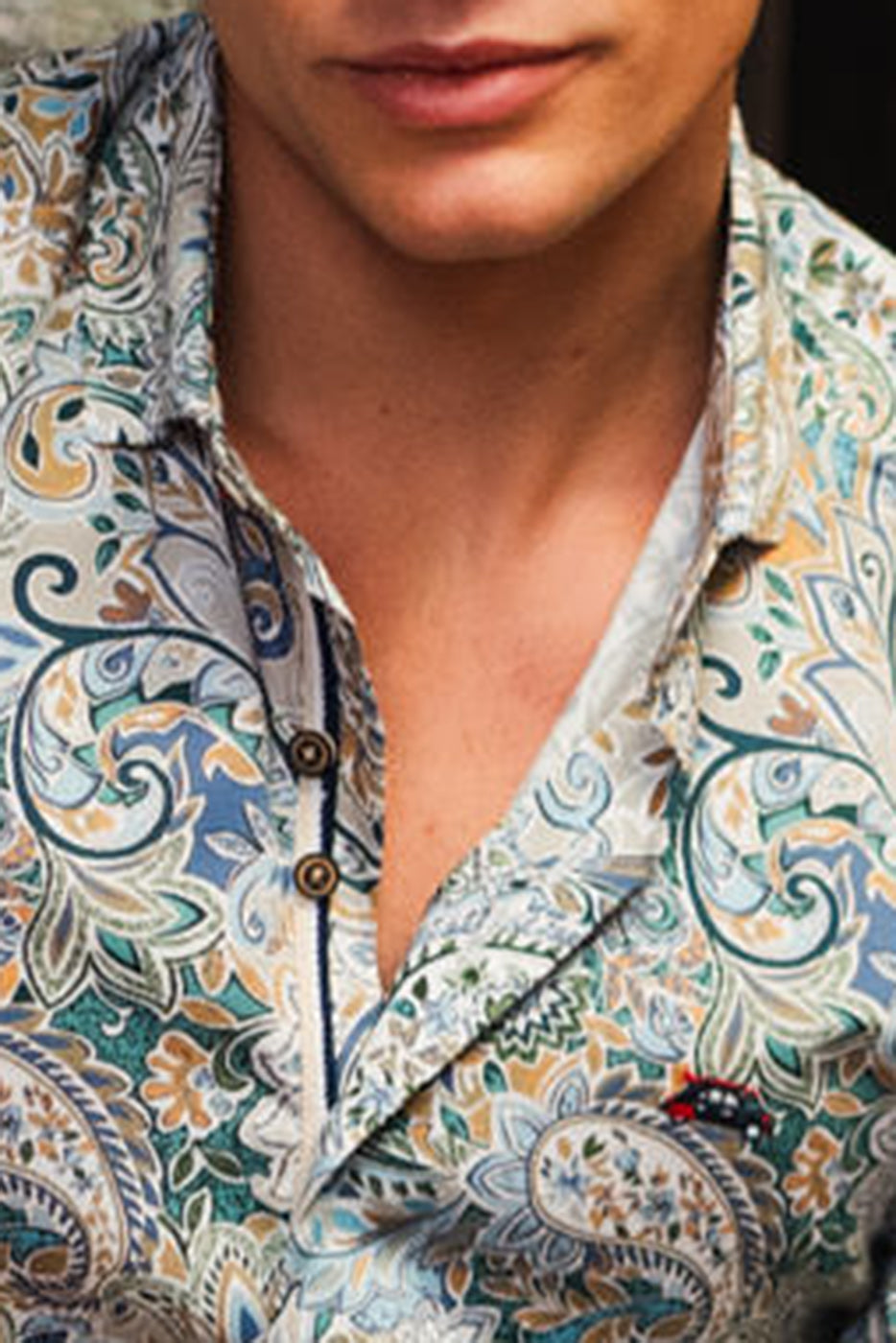 Camisa estampada cachemira tonos azules y ocres hombre